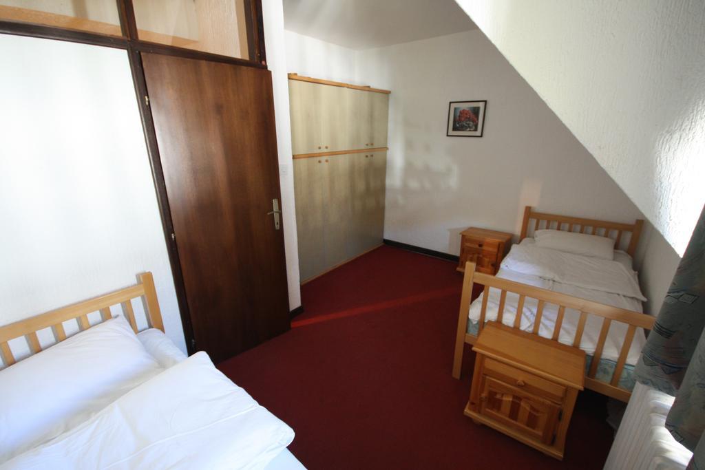 Aparthotel Kopaonik Brzece Bilik gambar